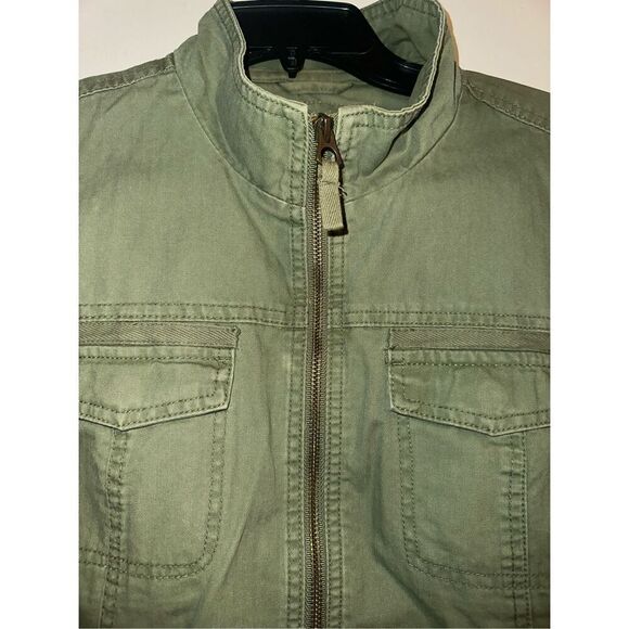 Merona Vest Women’s size XL Army Green Lightweight Full Zip - Picture 2 of 4